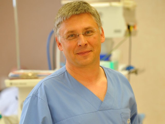 Lek. med. Janusz Kidacki jest ordynatorem Oddziału Anestezjologii i Intensywnej Terapii w Szpitalu Specjalistycznym "Pro-Familia&#8221;.