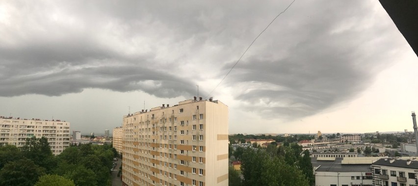 Taka chmura pojawiła się nad Rzeszowem.