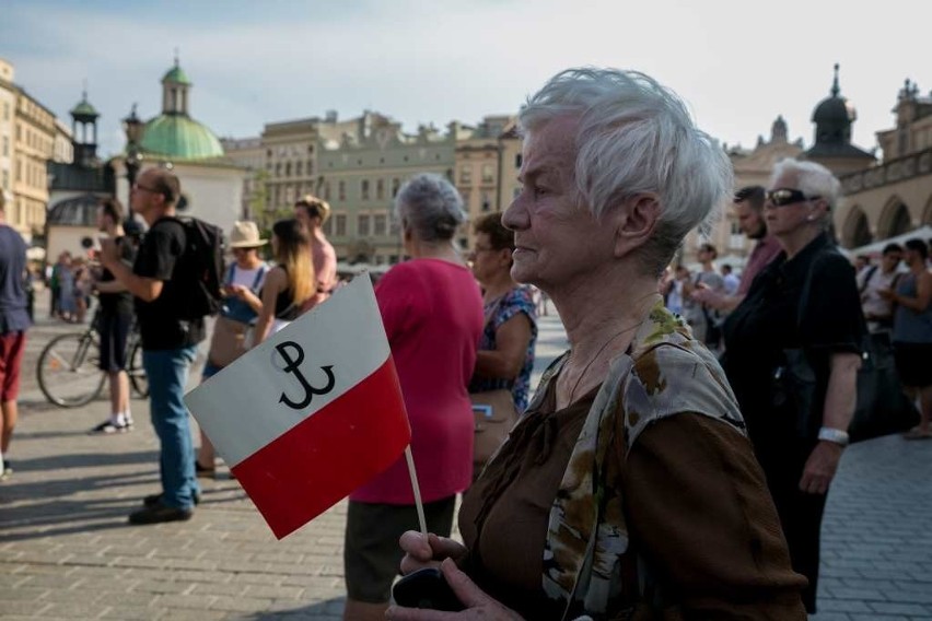 Tak Kraków uczcił 74. rocznicę wybuchu Powstania Warszawskiego