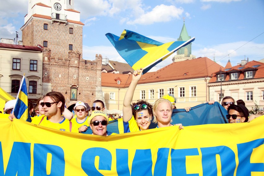 Szwedzcy kibice w drodze na Arenę Lublin (ZDJĘCIA, WIDEO)