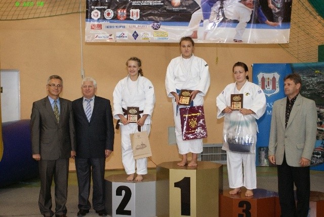 Zawodniczki judo z łapskiego klubu Narew wywalczyły w Mławie trzecie miejsce