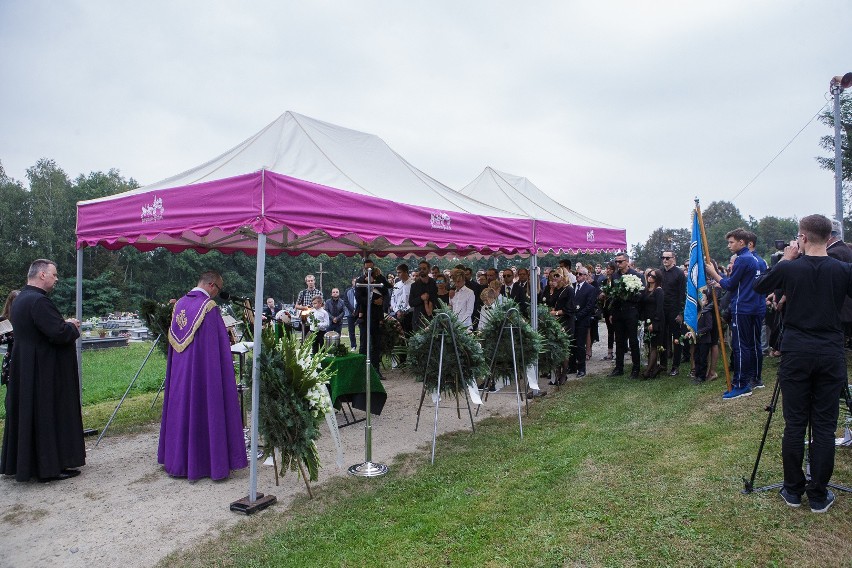 Rodzina i kibice pożegnali Krystiana Popielę [ZDJĘCIA]