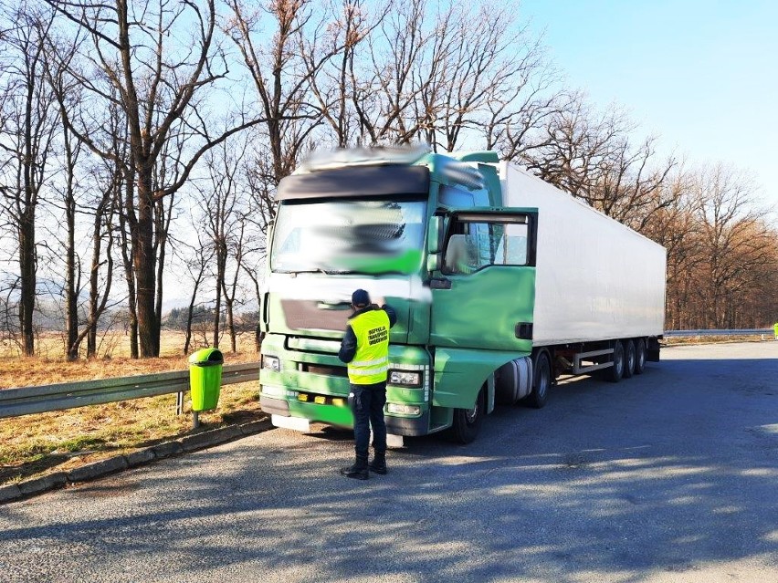 Nieprawidłowości dyskwalifikujące pojazdy ciężarowe z...