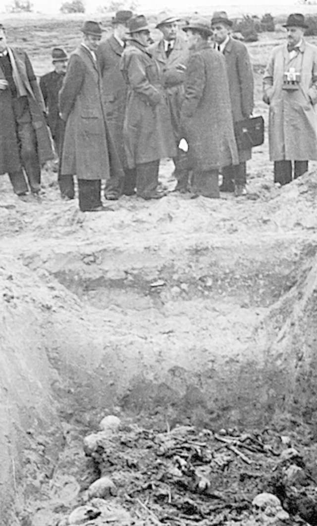 Ekshumacja rosyjskiego grobu na glinkach w 1948 roku