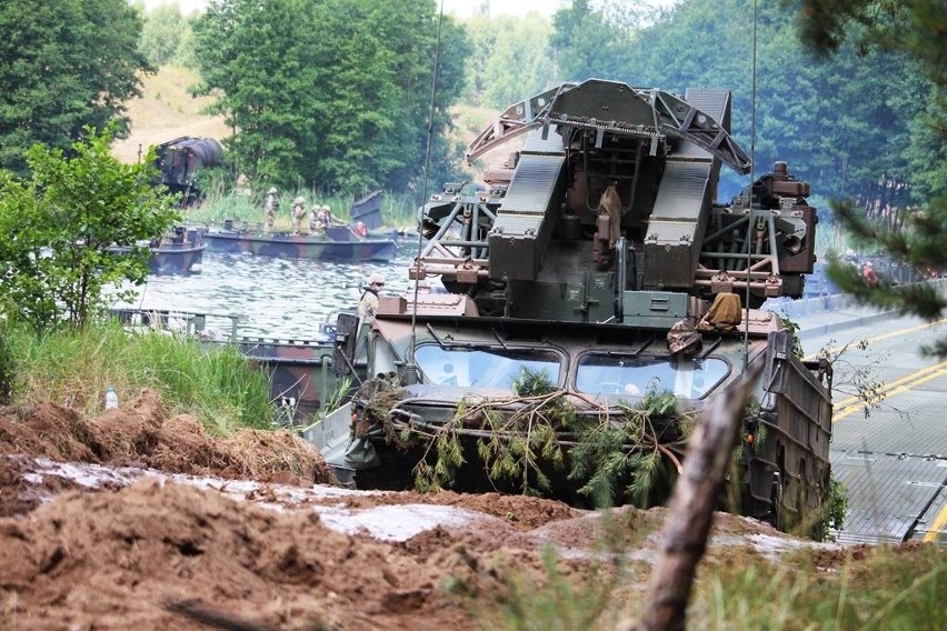 Nasze rośki i osy przejechały po amerykańskim moście. Trwa Saber Strike 2018 