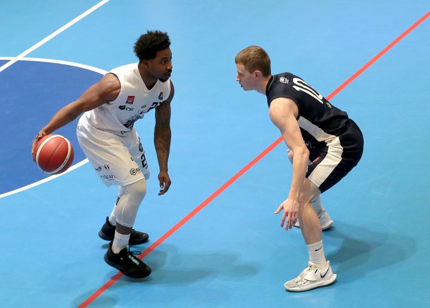 Ogniwo Szczecin - Politechnika Gdańska 78:76. Szczecinianie grają dalej w play off. ZDJĘCIA