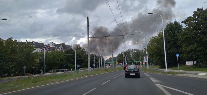 Lublin. Kłęby gęstego dymu nad Czubami. Wiemy co było przyczyną