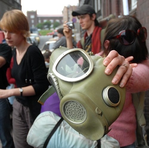 Maski gazowe przestraszyły Niemców | Głos Szczeciński
