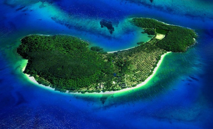 egzotycznym miejscem jest wyspa Rangyai położona na wschód...