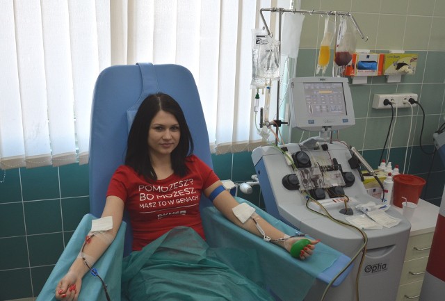 22-letnia Estera z Gryfina oddaje szpik. Na jej komórki macierzyste czeka „genetyczny bliźniak” chory na raka krwi.