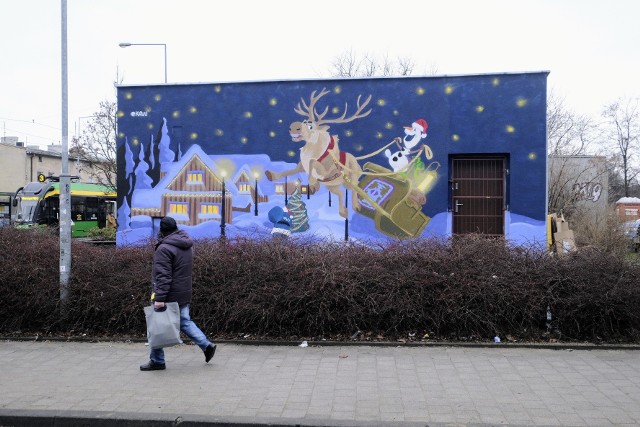 Lokalny artysta Kawu ozdobił kolejną ścianę w Poznaniu. Nowy mural znajduje się na skrzyżowaniu ulic Głogowskiej i Sielskiej w Poznaniu i ma niezwykle świąteczny klimat. Zobacz zdjęcia --->