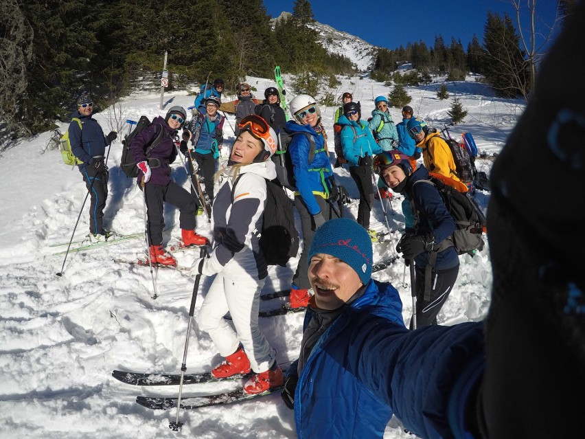 Tatry. Skitourowy raj w górach. Łapią każdy dzień pogody [ZDJĘCIA]