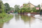 Dramatyczna sytuacja w gminie Wadowice Górne. Wody nadal jest bardzo dużo [ZDJĘCIA]