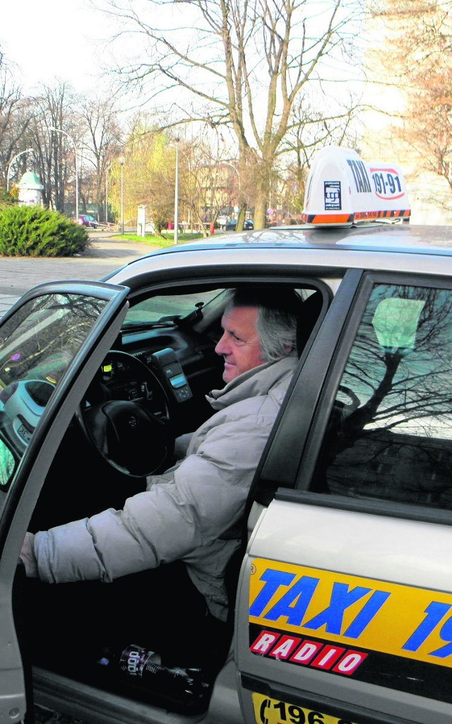 Kazimierz Morel uważa, że każdy kandydat na taksówkarza powinien zdać egzamin uprawniający do wykonywania zawodu