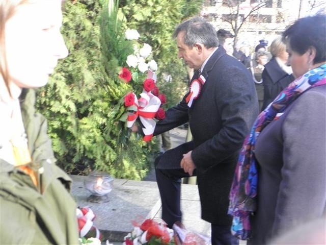 Święto Niepodległości 2014: 11 listopada w Myszkowie oddali hołd poległym [ZDJĘCIA]