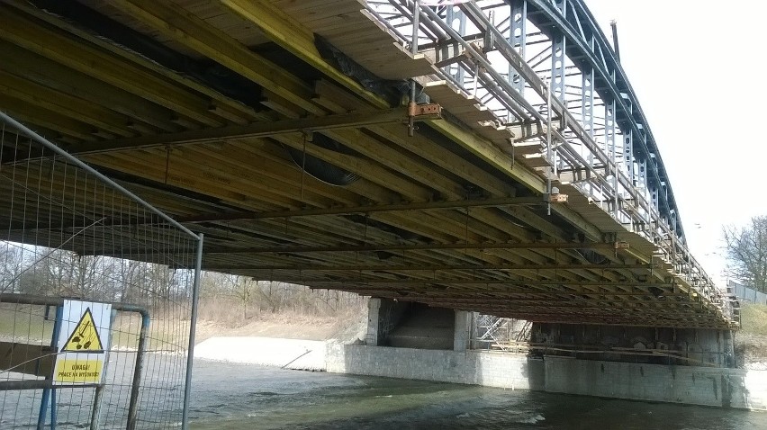 Trwa remont mostu Jagiellońskiego. Zobacz, na jakim etapie są prace (ZDJĘCIA)