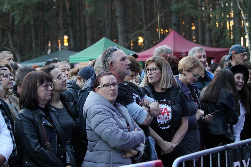 Koncert zespołu IRA w Brukach Unisławskich na Święcie...