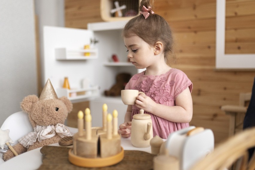 Jak wybrać bezpieczne zabawki dla maluchów?