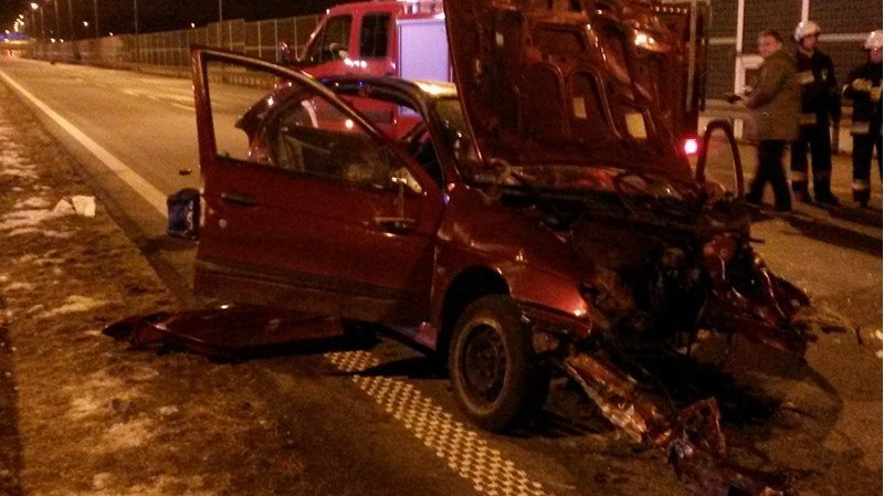 Wypadek na A4 koło Brzeska. Zginęły dwie osoby.