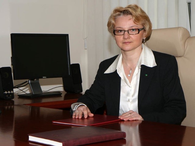 Wiceminister obrony narodowej Beata Oczkowicz w swoim nowym gabinecie.