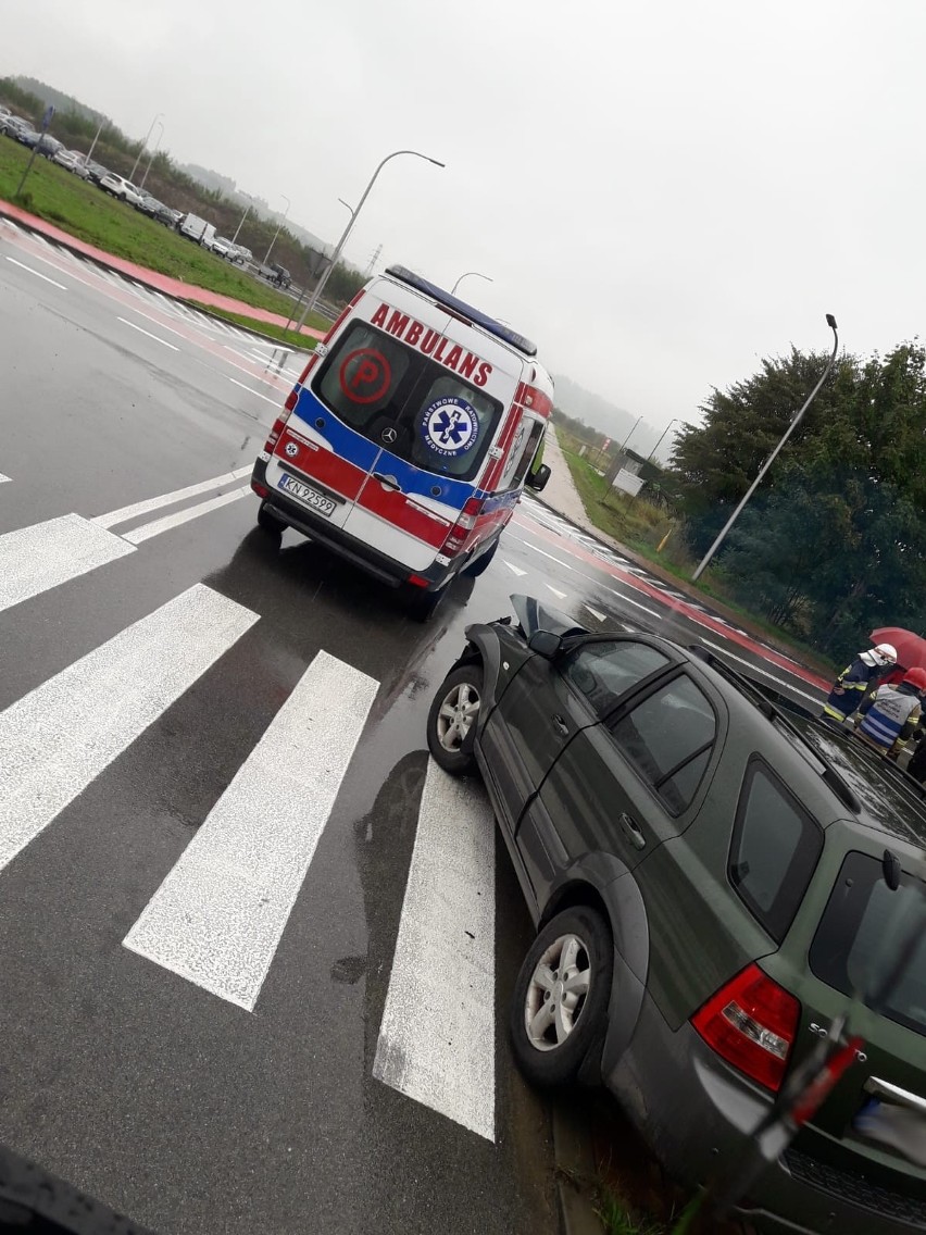 Podhalańsko podkarpackie starcie samochodowe w Starym Sączu. Jedna osoba w szpitalu