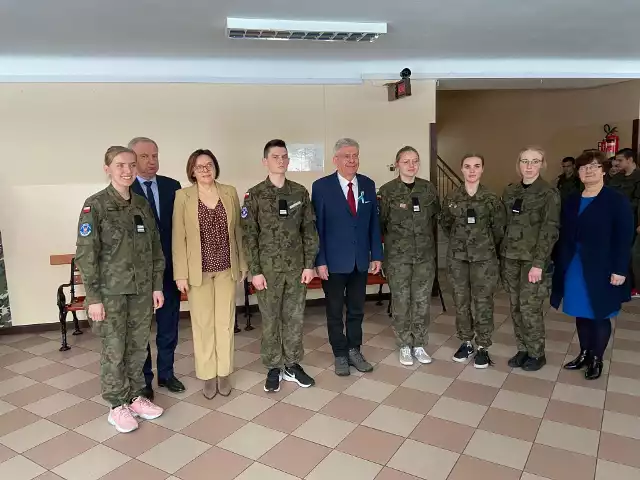 Wręczenie nagród dla finalistów konkursu "Żołnierze Wyklęci. Walka o pamięć i cześć" - szkoły w powiecie przysuskim.