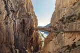 Nieznana perła Hiszpanii: wiszące mosty, wąwozy i niesamowite widoki. To atrakcja tylko dla odważnych – gdzie się znajduje?