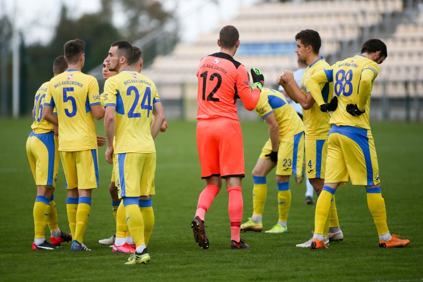 III liga. Avia Świdnik pokonała Stal Kraśnik. Ważne wygrane Lewartu i Wisły Puławy. Zobacz zdjęcia