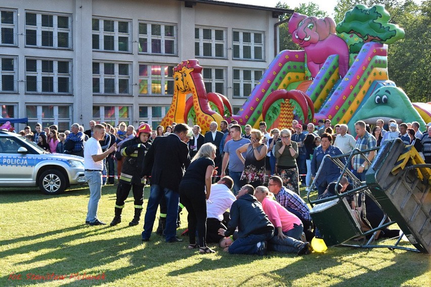 Skrzyszów. Wypadek na festynie. Ranni strażak i dzieci [AKTUALIZACJA]