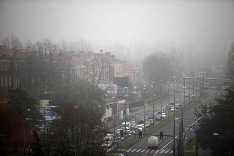 Smog w Krakowie. Sytuacja jest fatalna [AKTUALNE DANE]