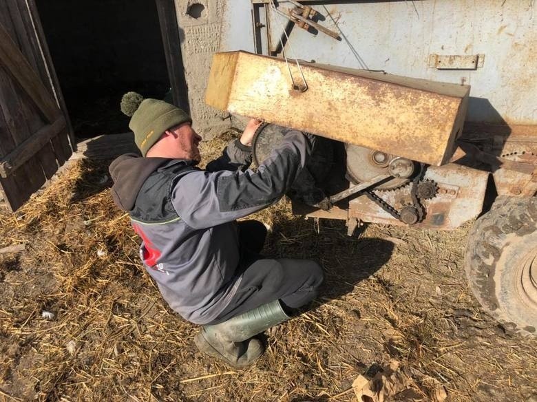 Rolnicy. Podlasie. Kolejny nowy sprzęt u Gienka i Andrzeja