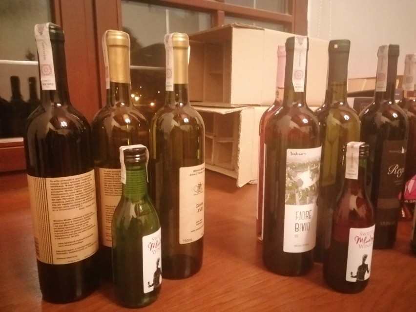 Święto Młodego Wina w Sandomierzu otwarte. Właściciele winnic prezentowali swoje trunki [WIDEO, ZDJĘCIA] 