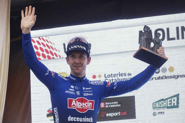 Kaden Groves miał w sobotę powody do radości, bowiem wygrał szósty etap Wyścigu Dookoła Katalonii.