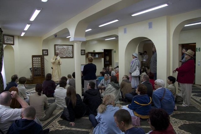 Poznańscy muzułmanie chcą dać się poznać. Zapraszają na „Drogi integracji”, gdzie będzie można m.in. skosztować jemeńskiej kuchni i posłuchać wykładów o islamie