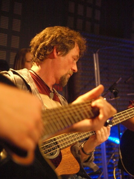 Koncert w kratę, czyli Grunge Unplugged w Radiu Koszalin.