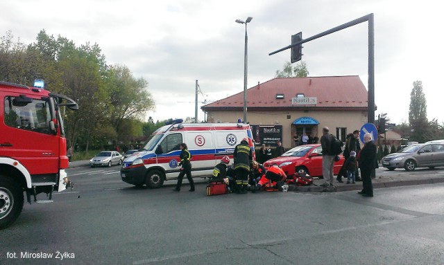 Wypadek w Krakowie na skrzyżowaniu ul. Malborskiej i Kamieńskiego.