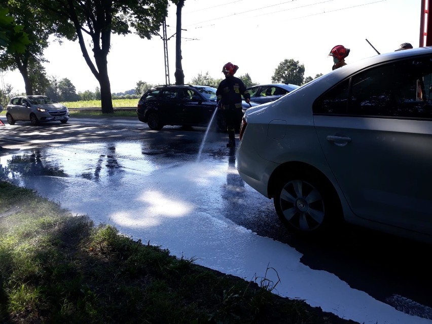 Wypadek na Kosmonautów. Zderzenie czterech samochodów (ZDJĘCIA)