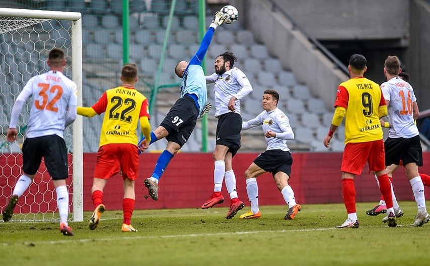 Fortuna 1 Liga. Mecze Korony Kielce z Górnikiem Łęczna i Miedzią Legnica w Polsacie Sport