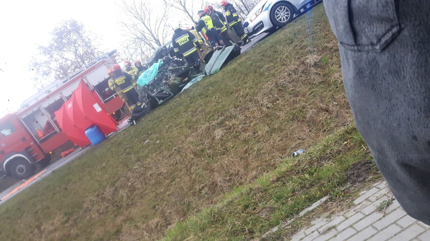 Tragiczny wypadek w na krajowej 10 w miejscowości Steklin....