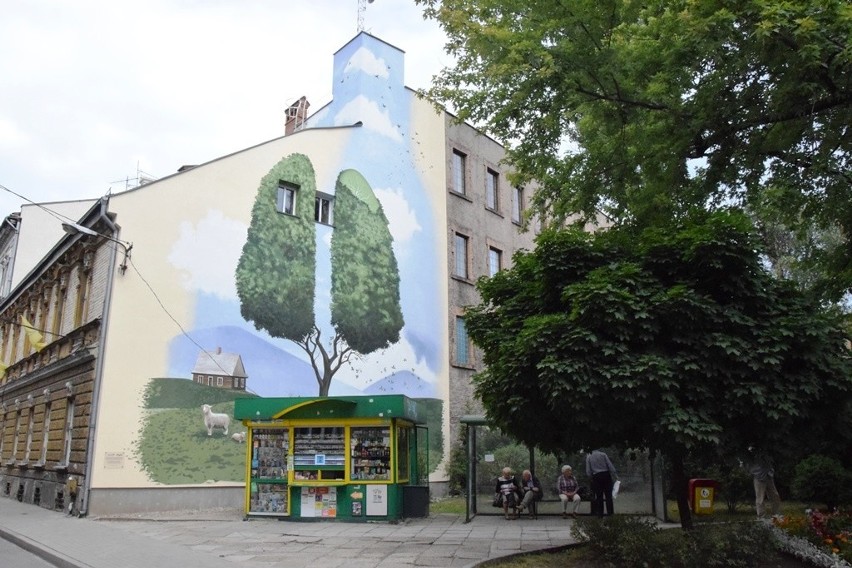 Nowy mural w Bielsku-Białej powstał na ścianie firmy...
