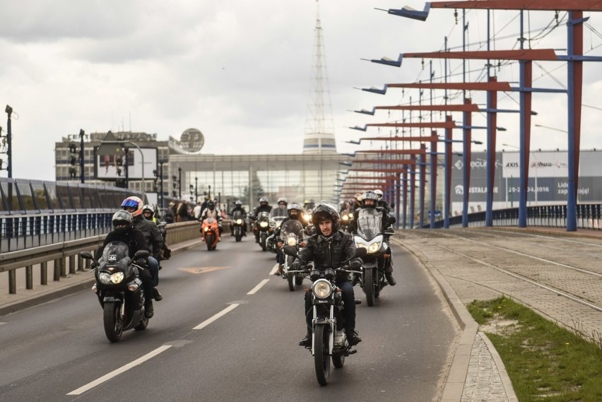 Parada motocyklistów w Poznaniu. Rozpoczął się sezon!