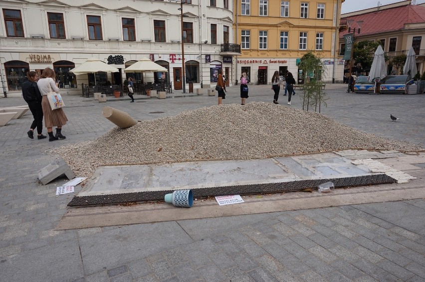 Open City 2019, czyli Gość-Inność. Takie instalacje możemy oglądać w Lublinie