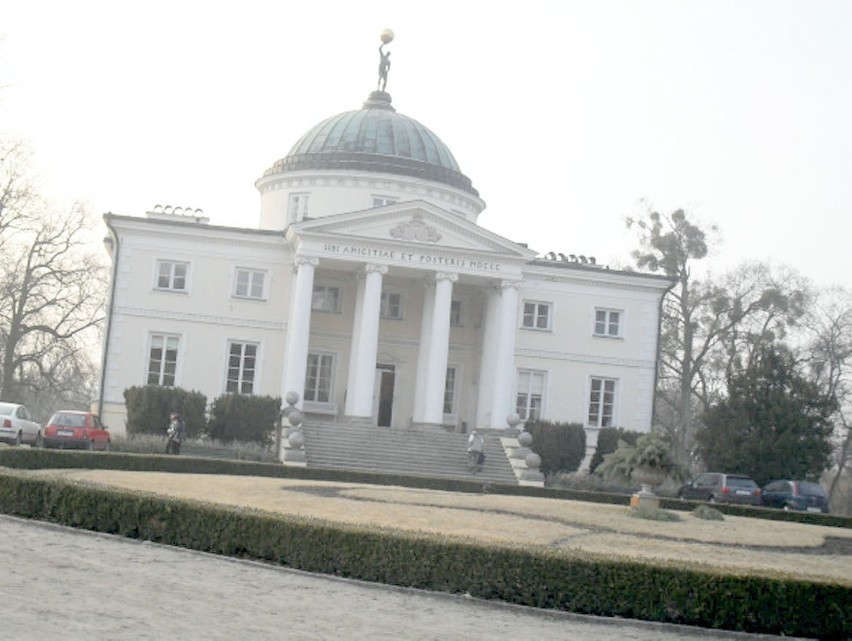 Pałac Lubostroń, dawna siedziba rodu Skórzewskich, to dziś...