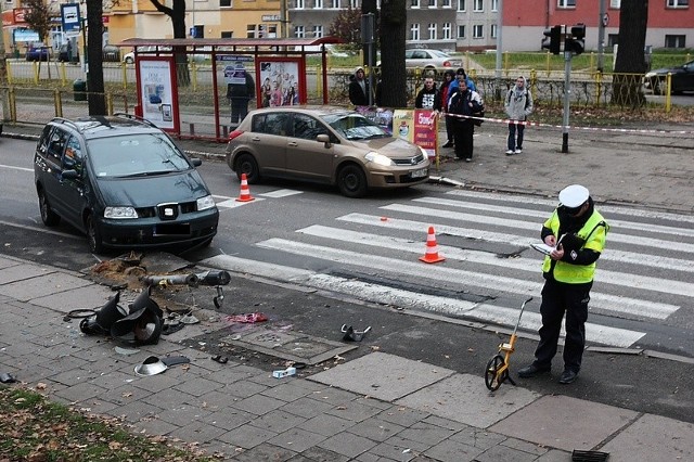 Tragiczny wypadek na al. Piastów, w wyniku którego zmarła 5-letnia dziewczynka. Policja prosi o kontakt świadków zdarzenia.