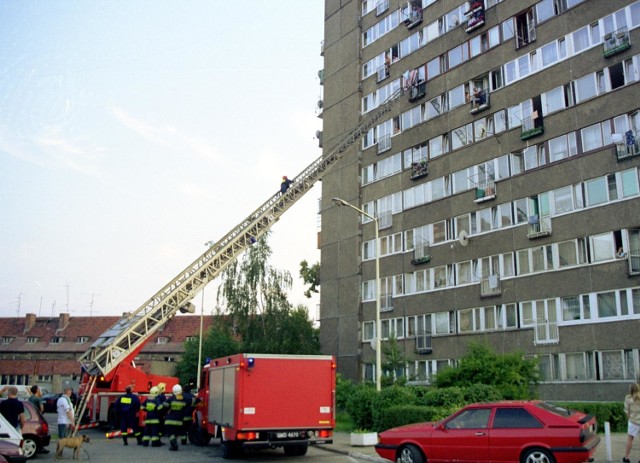 Gryfińscy strażacy marzą o nowoczesnym sprzęcie, a przede wszystkim o drabinie, dzięki której mogliby prowadzić akcje powyżej drugiego piętra.