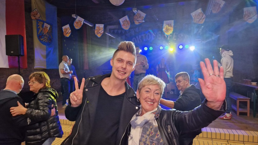 Oktoberfest w Leśnicy 2022 - tłumy bawiły się na święcie...