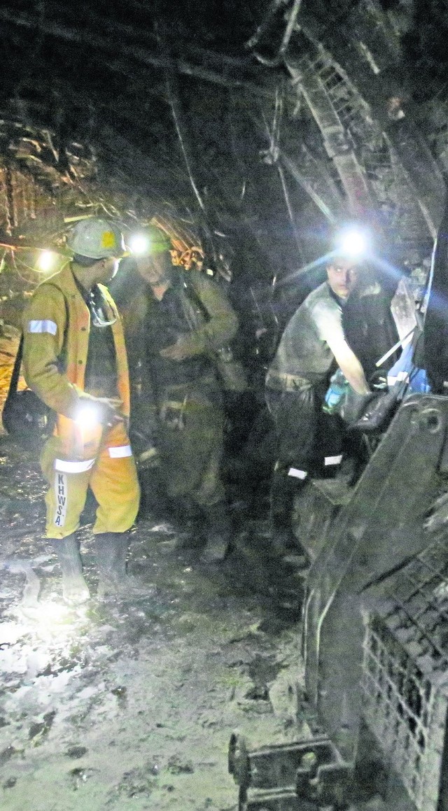 Większość górników KW cały nadchodzący tydzień spędzi w domach. Nie wolno im nigdzie wyjeżdżać. Czy to jedyna dolegliwość?