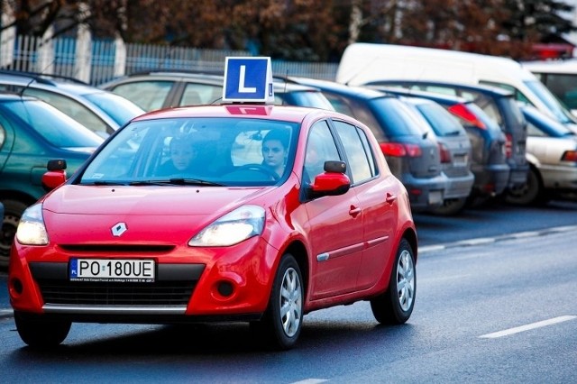 Być może jeszcze w tym roku wejdą nowe przepisy, pozwalające zdawać egzamin w samochodzie, którym kursant uczył się jeździć
