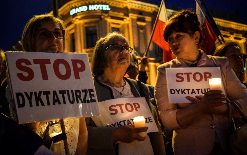 Niedzielna manifestacja na placu Litewskim w Lublinie