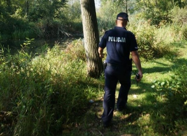 Zwłoki noworodka zostały znalezione w rzece. Policja szuka matki